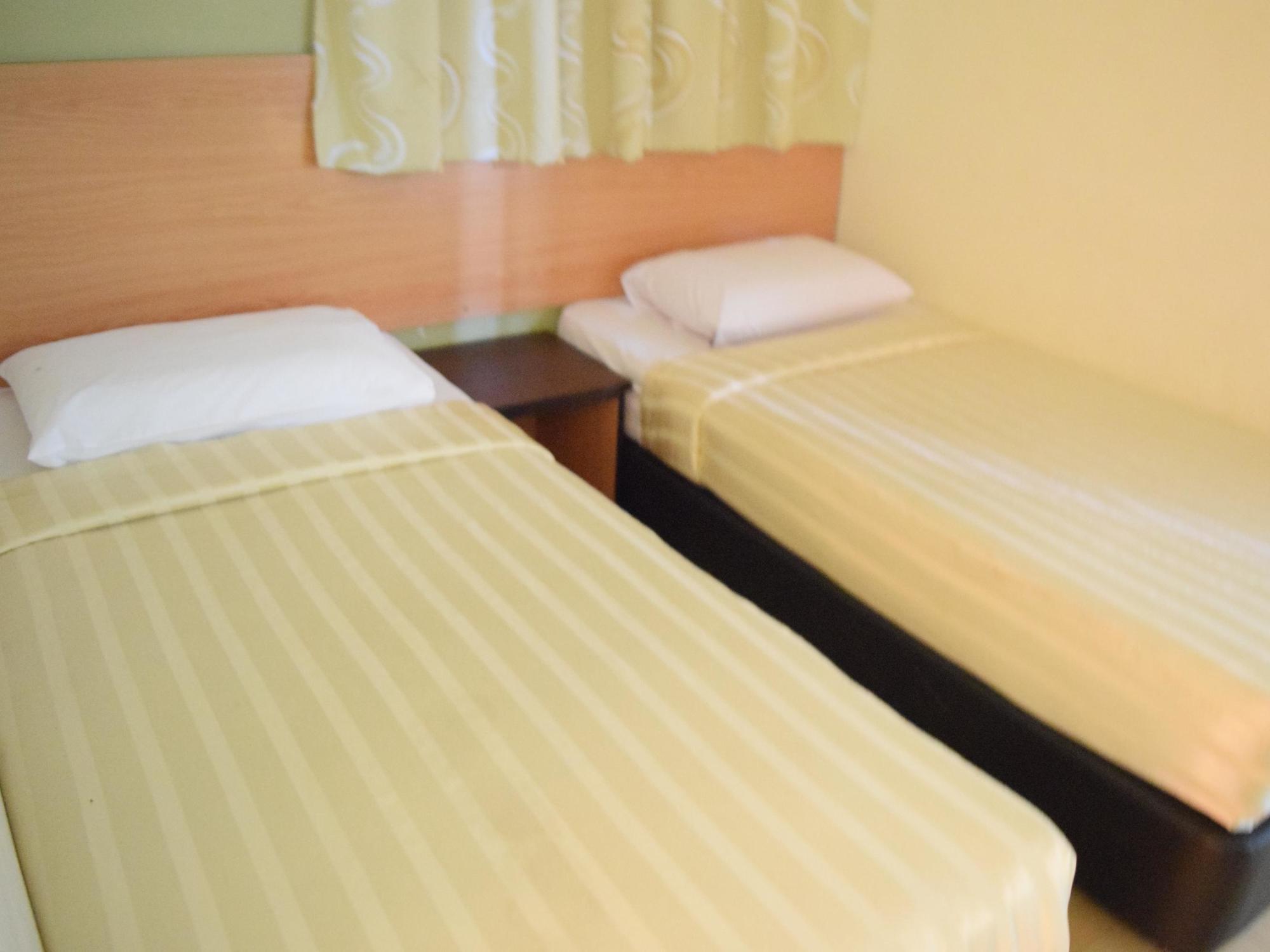 Dj Citi Inn Hotel Kuala Terengganu Exterior photo